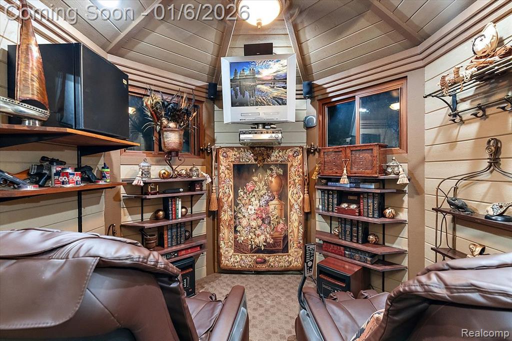 7310 Sandy Creek Lane