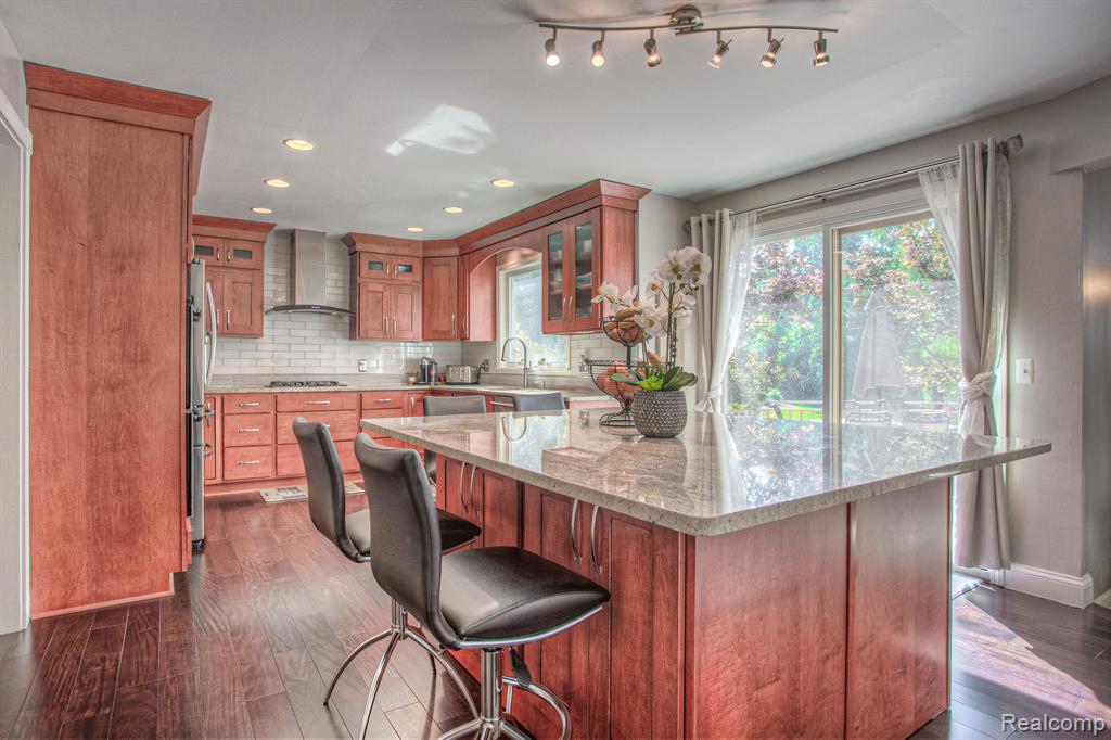 3349 Rocky Crest Drive