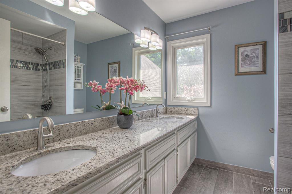 3349 Rocky Crest Drive