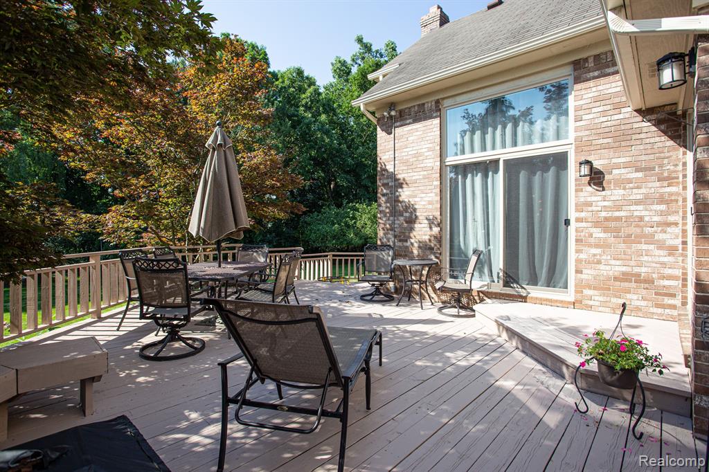 3349 Rocky Crest Drive