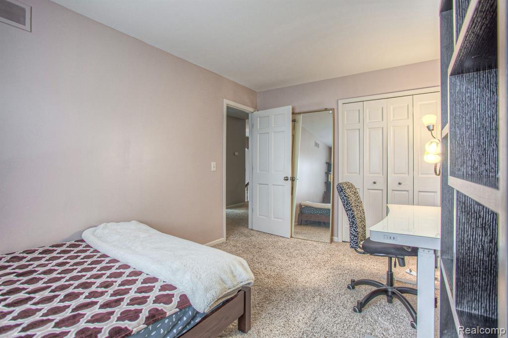 3349 Rocky Crest Drive