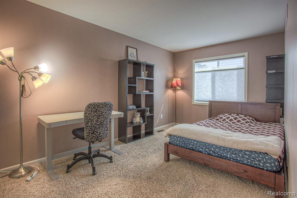 3349 Rocky Crest Drive