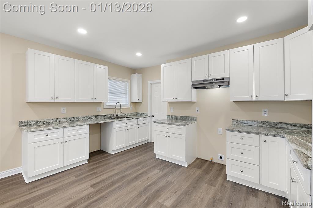 2080 Gladstone Street