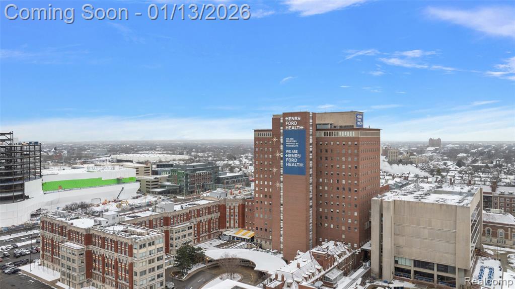 2080 Gladstone Street