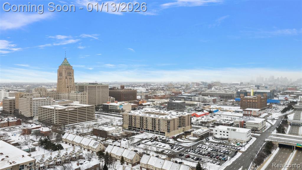 2080 Gladstone Street