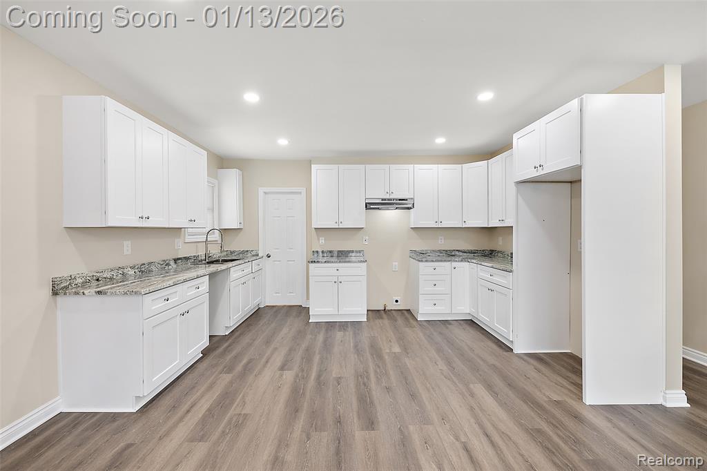 2080 Gladstone Street