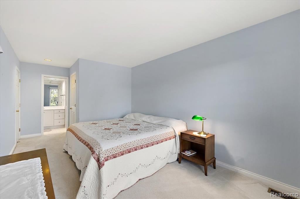 9000 Harbor Place Drive