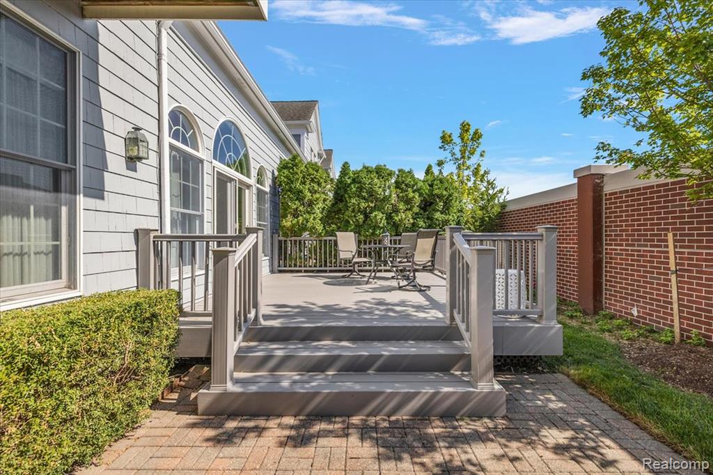 9000 Harbor Place Drive