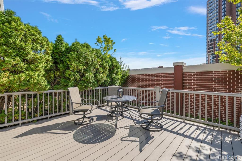 9000 Harbor Place Drive