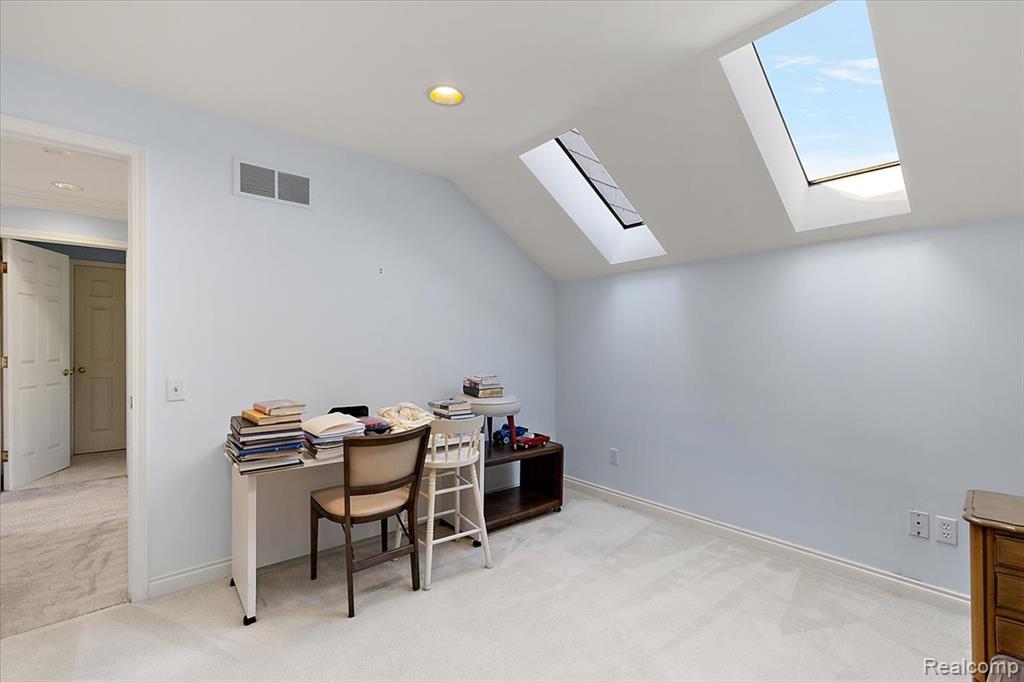 9000 Harbor Place Drive