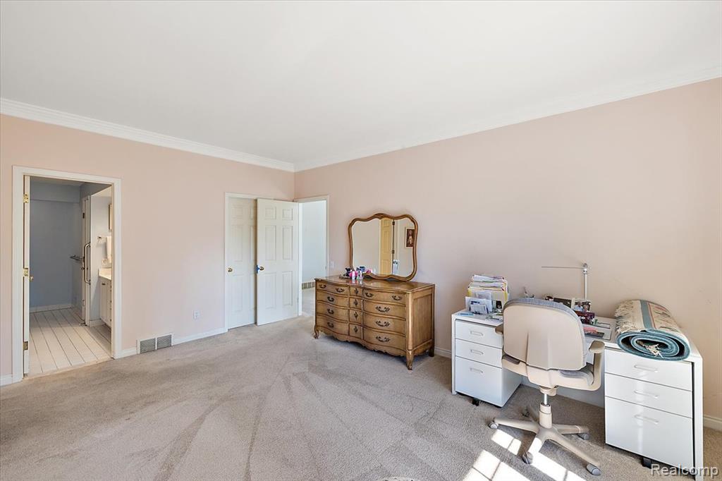 9000 Harbor Place Drive