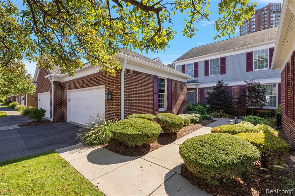 9000 Harbor Place Drive