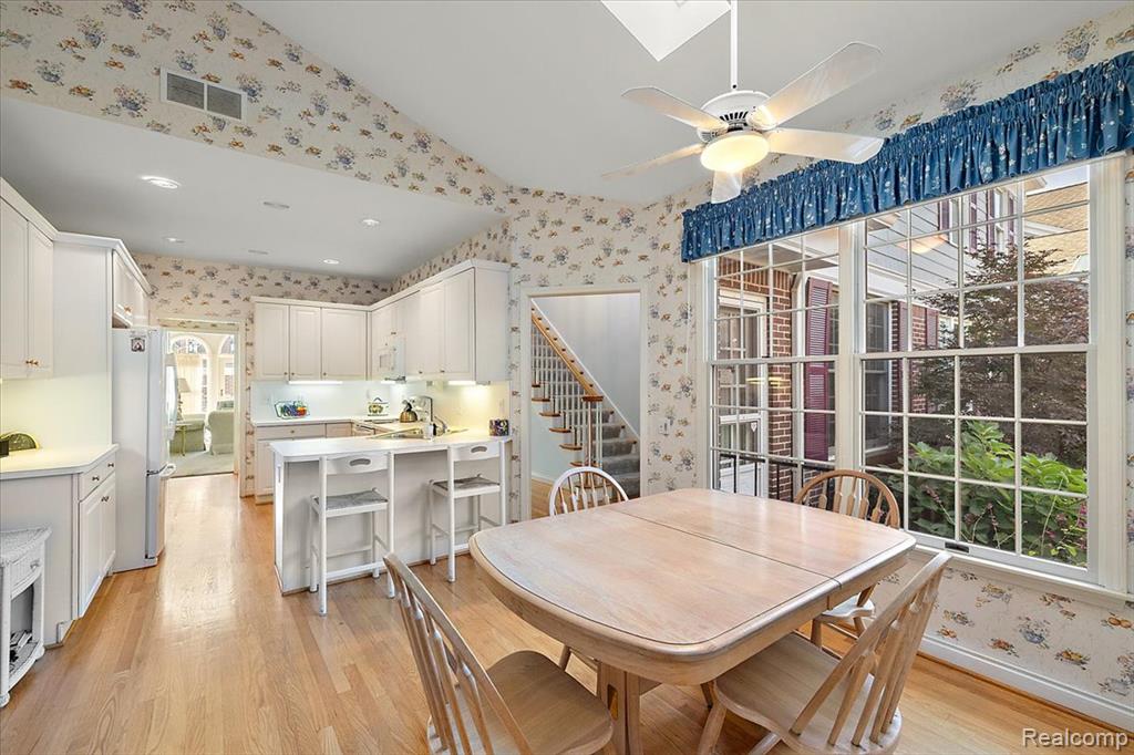 9000 Harbor Place Drive