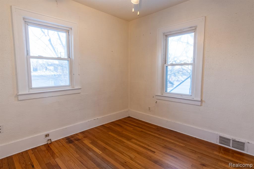 418 W Woodruff Avenue