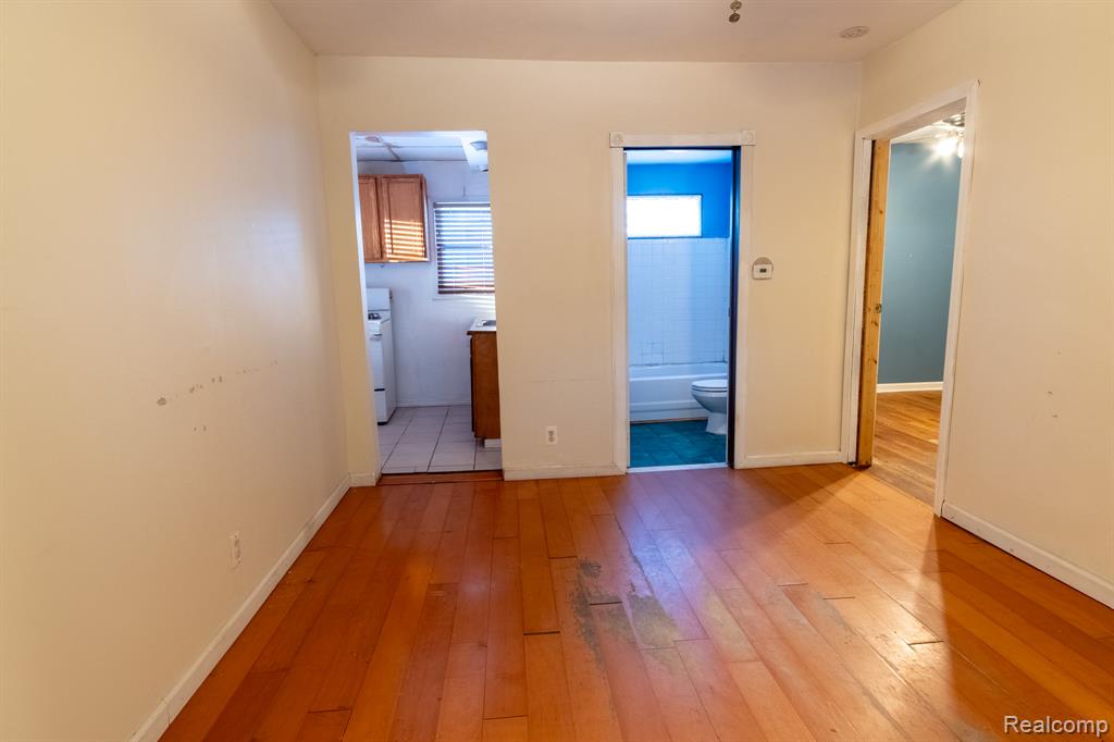 418 W Woodruff Avenue