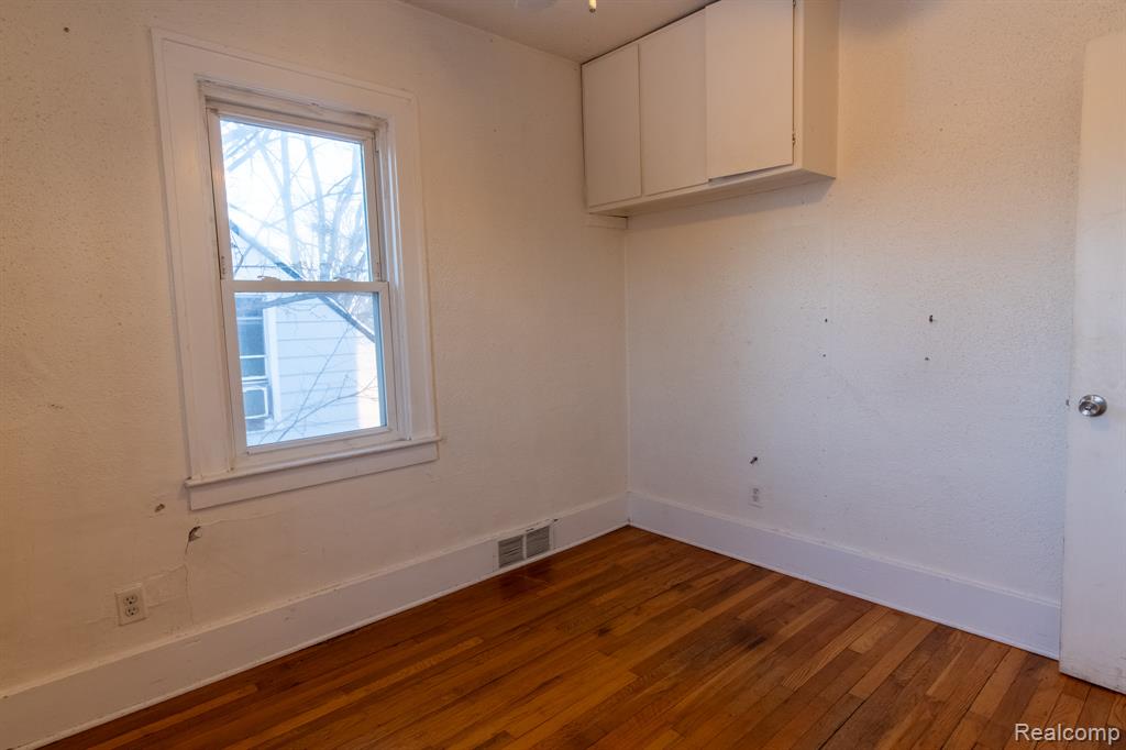 418 W Woodruff Avenue