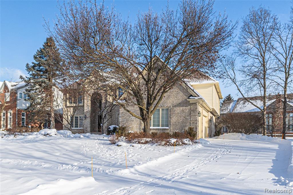 3716 Sleepy Fox Drive