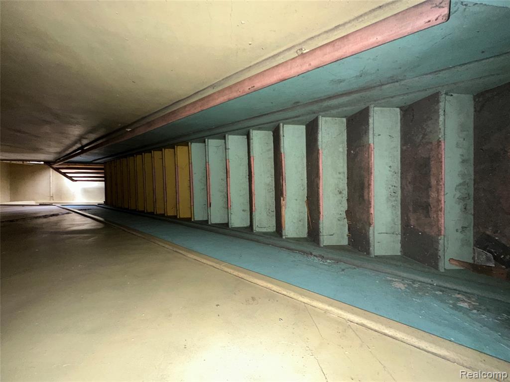 713 Kitchener Street