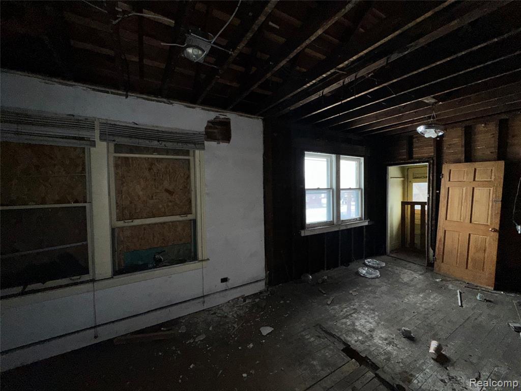 713 Kitchener Street