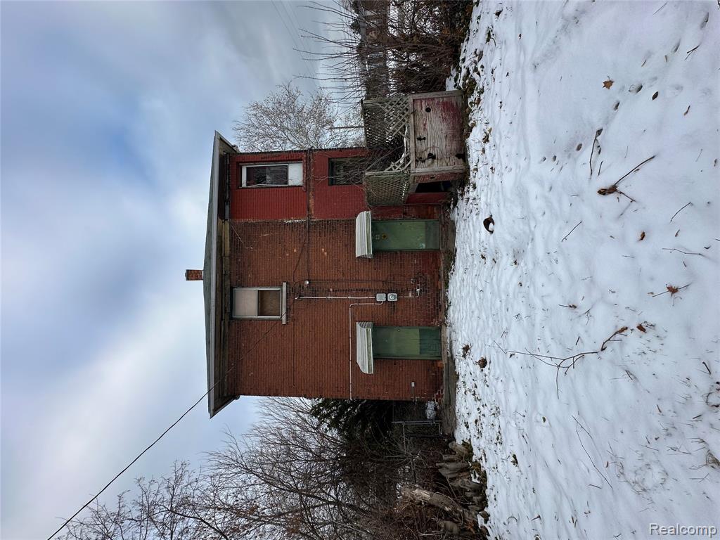 713 Kitchener Street