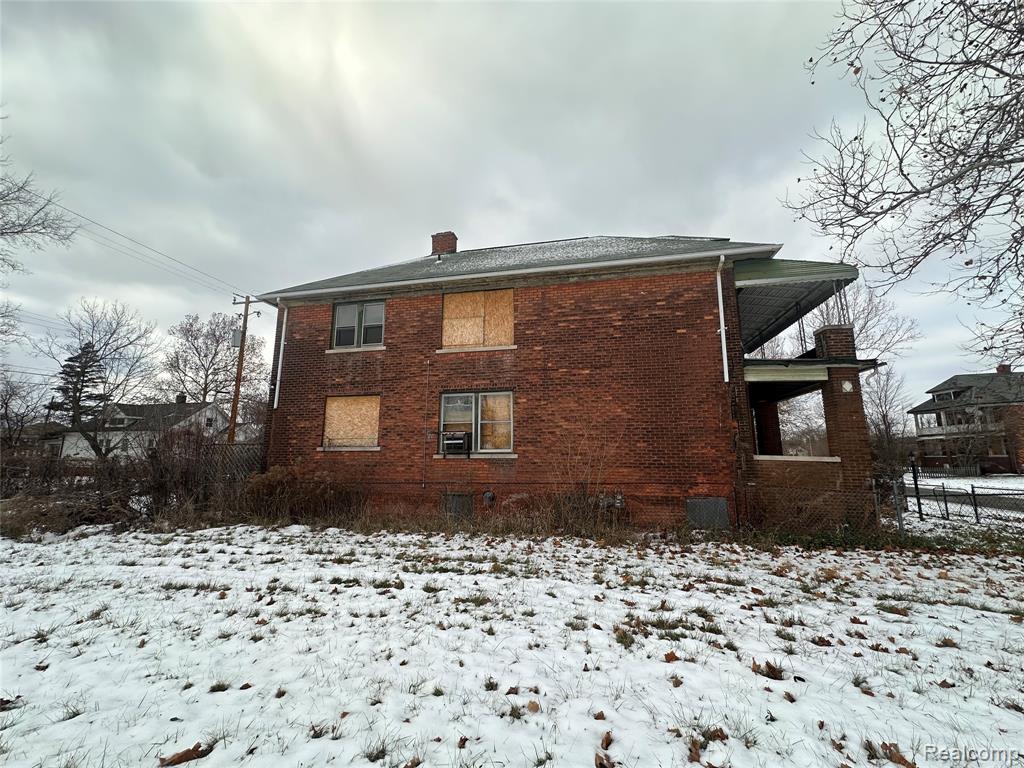 713 Kitchener Street