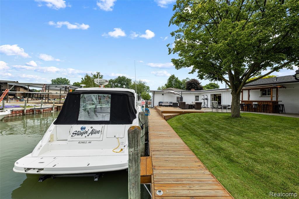 49775 Keycove Street