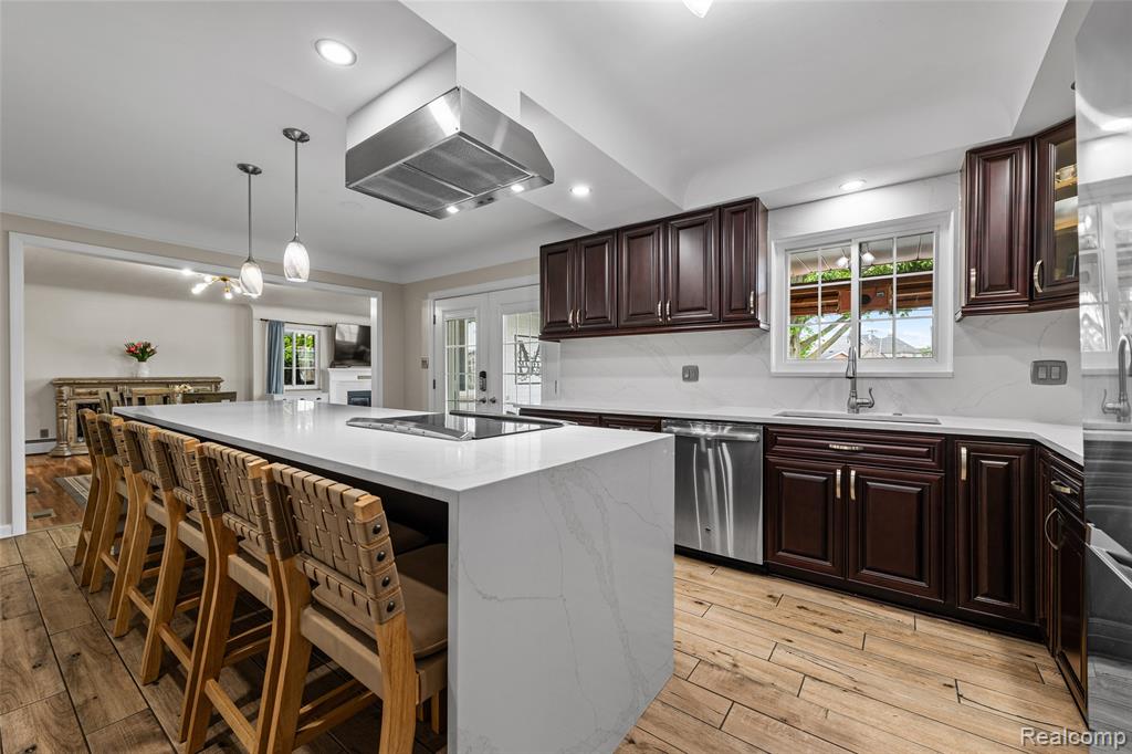 49775 Keycove Street