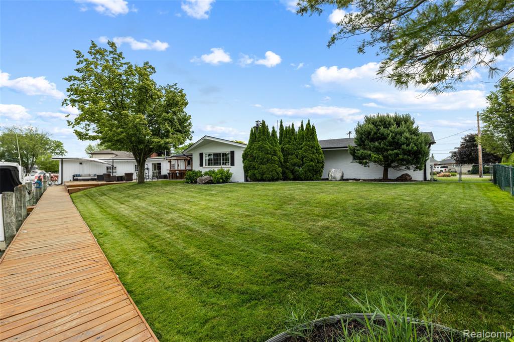 49775 Keycove Street