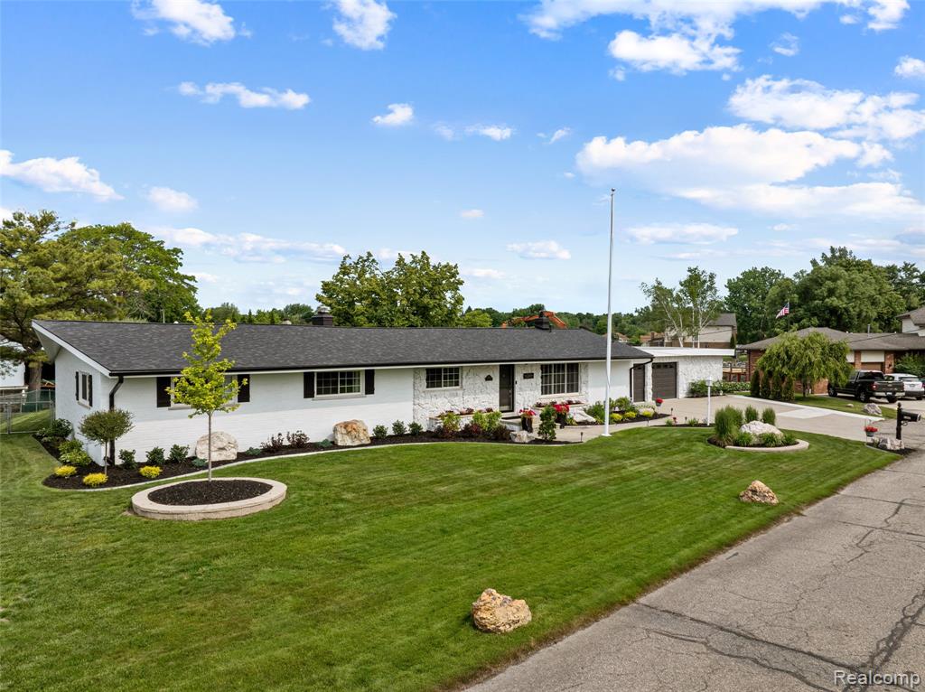 49775 Keycove Street