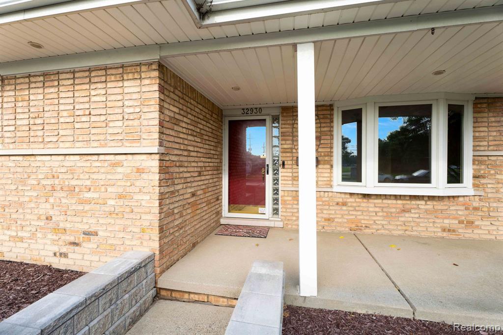 32930 Coventry Place