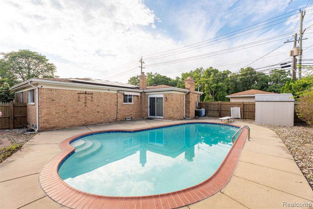 32930 Coventry Place