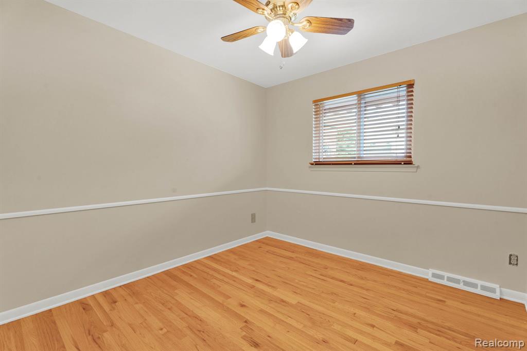 32930 Coventry Place