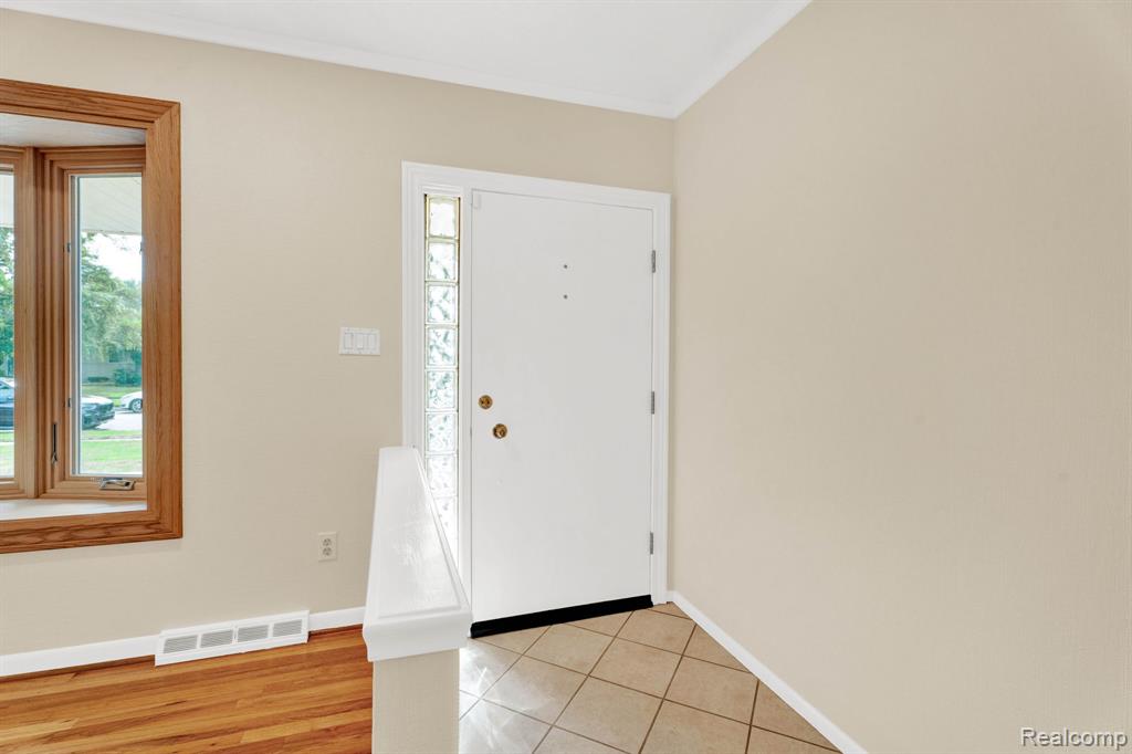 32930 Coventry Place