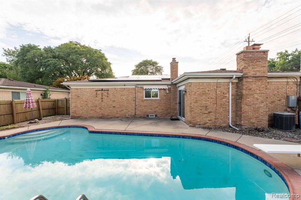 32930 Coventry Place