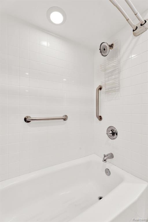 32930 Coventry Place