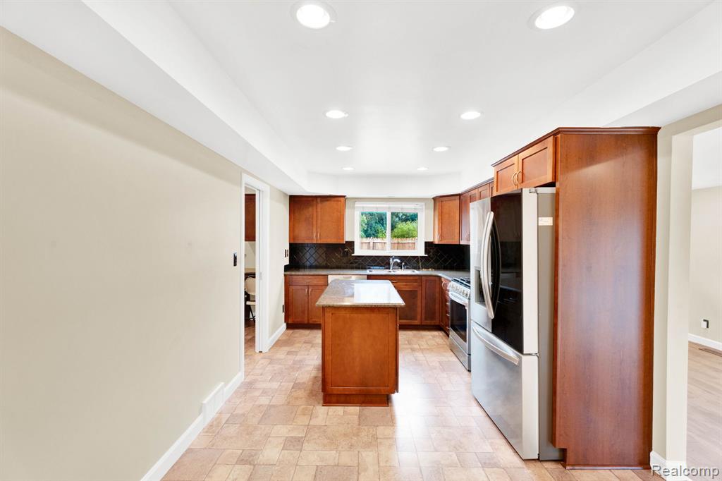 32930 Coventry Place