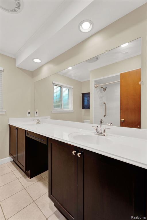 32930 Coventry Place