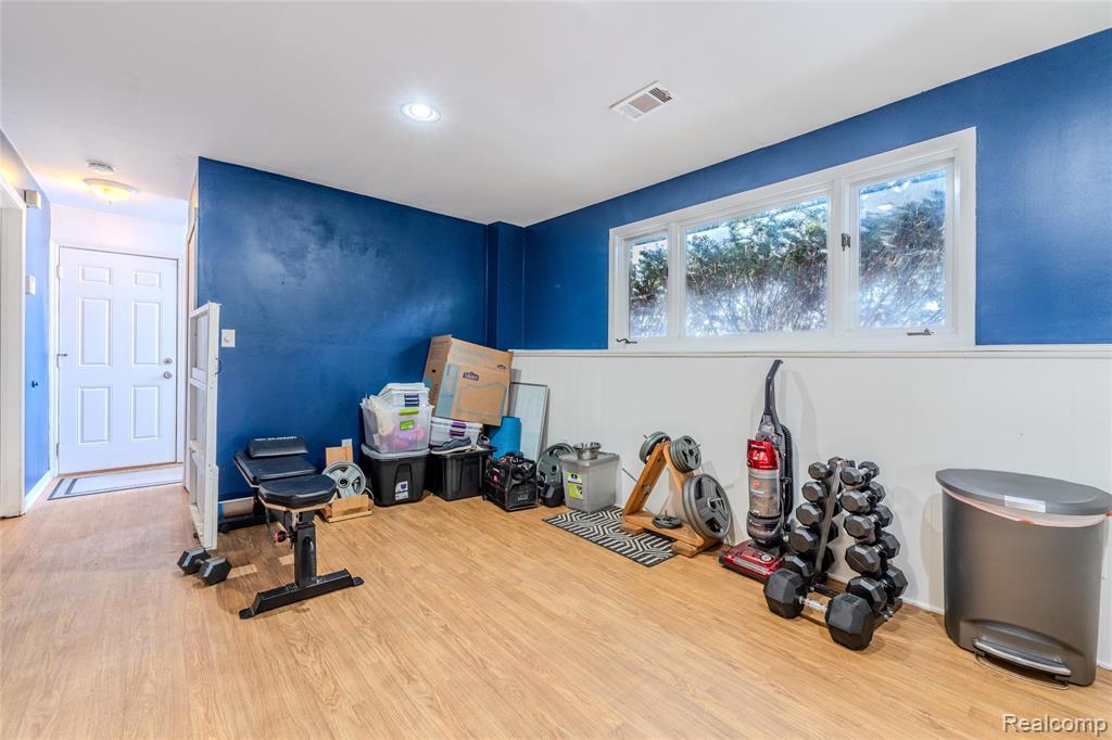 6790 Grassland Avenue