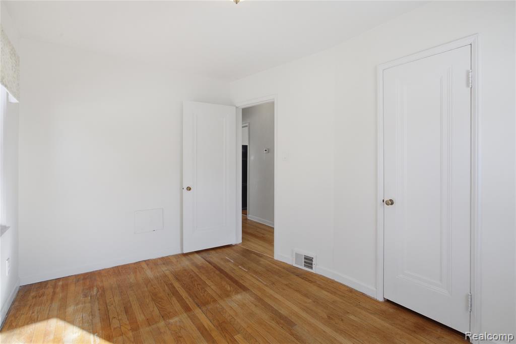 929 Larkmoor Boulevard