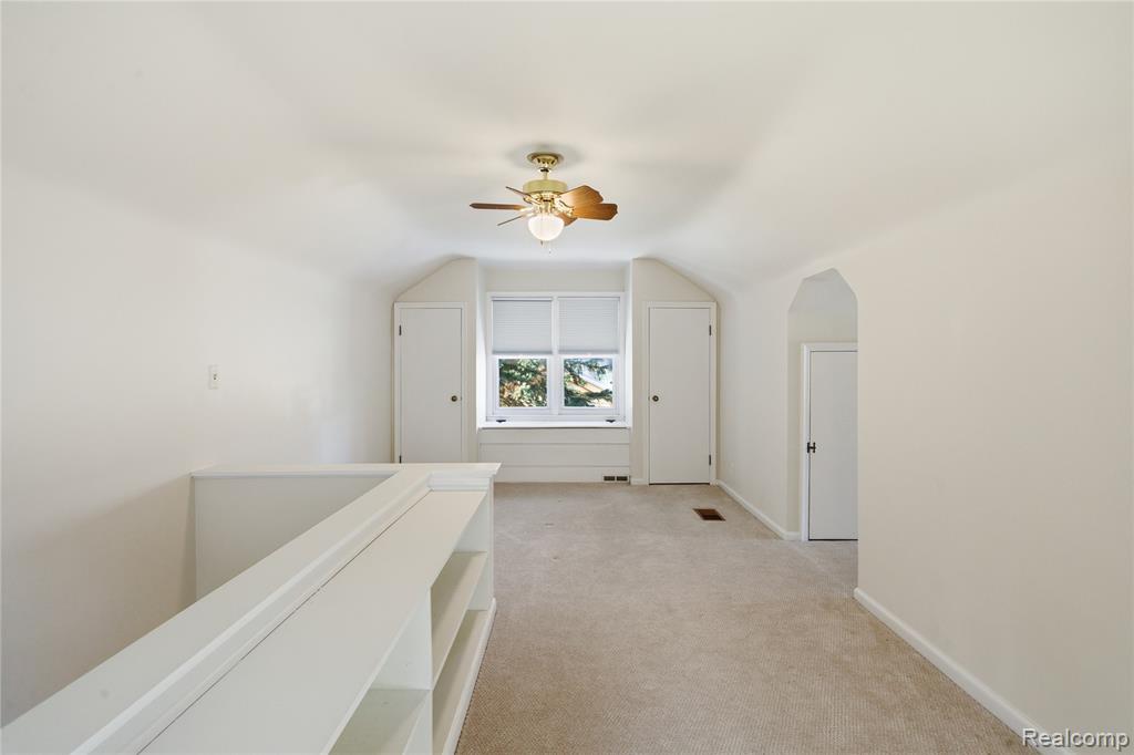 929 Larkmoor Boulevard