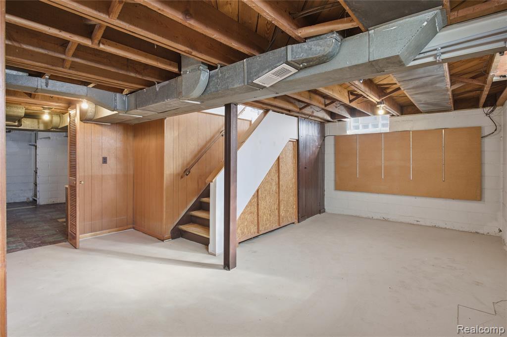 929 Larkmoor Boulevard