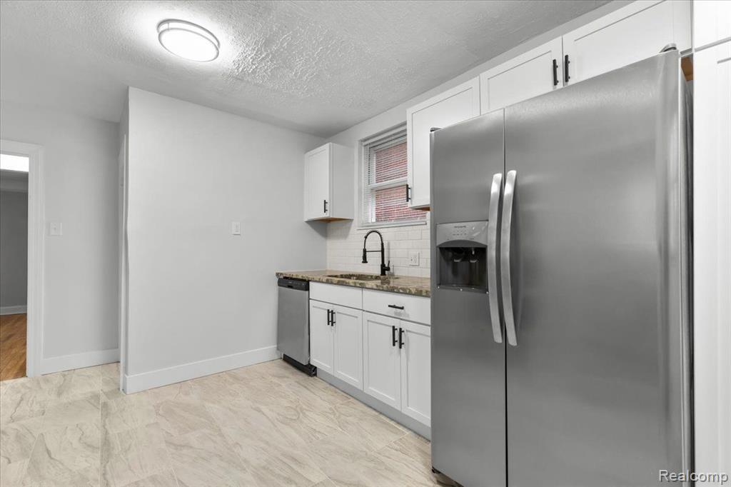 18650 Wisconsin Street