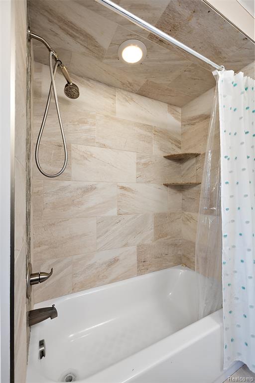 39254 E Royal Doulton Boulevard