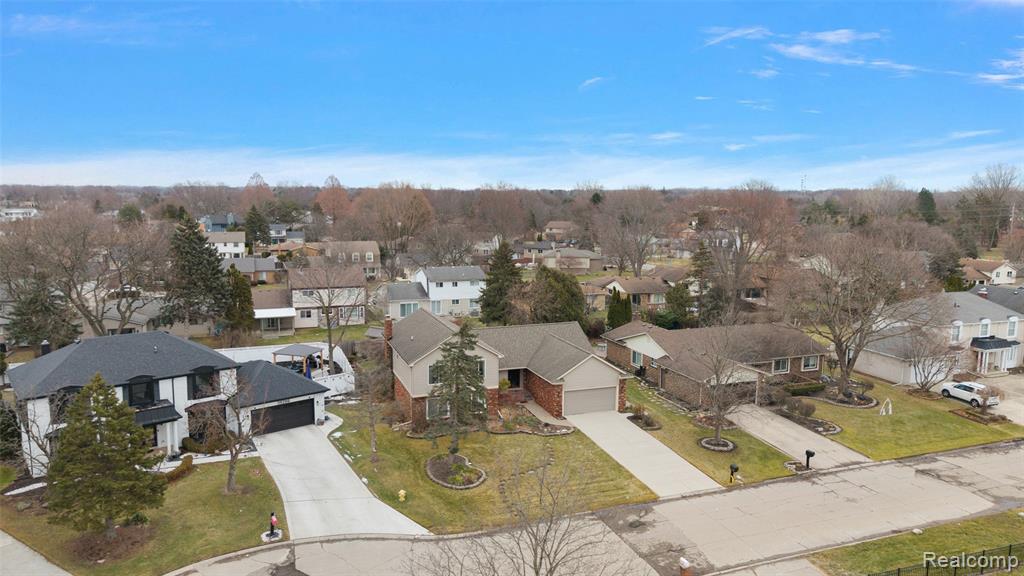 39254 E Royal Doulton Boulevard