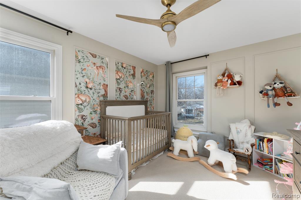 717 S Kenwood Avenue