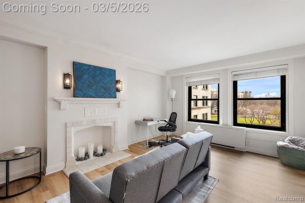 15 E Kirby Street # 315