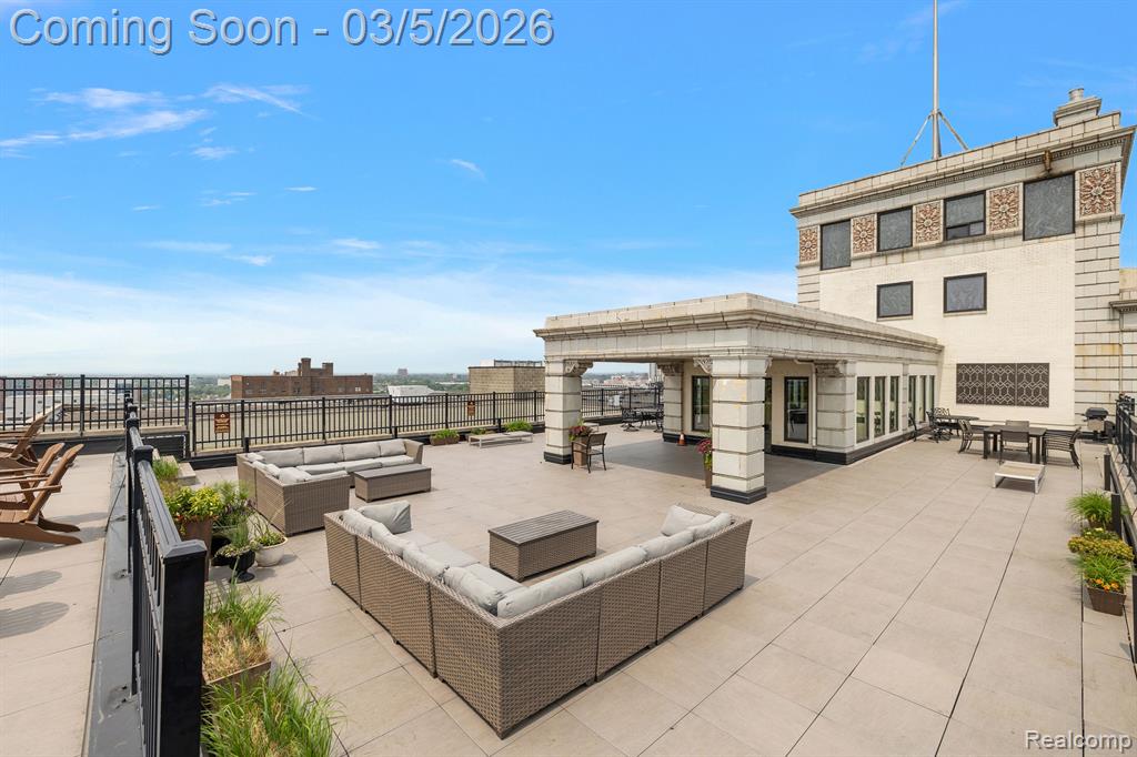 15 E Kirby Street # 315