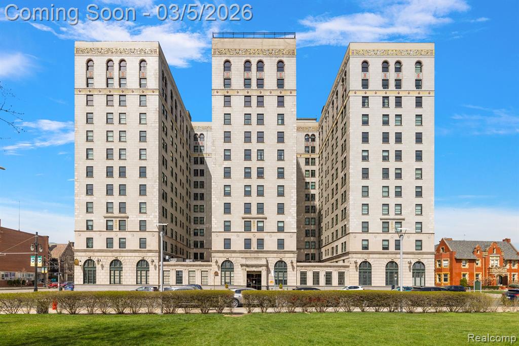 15 E Kirby Street # 315