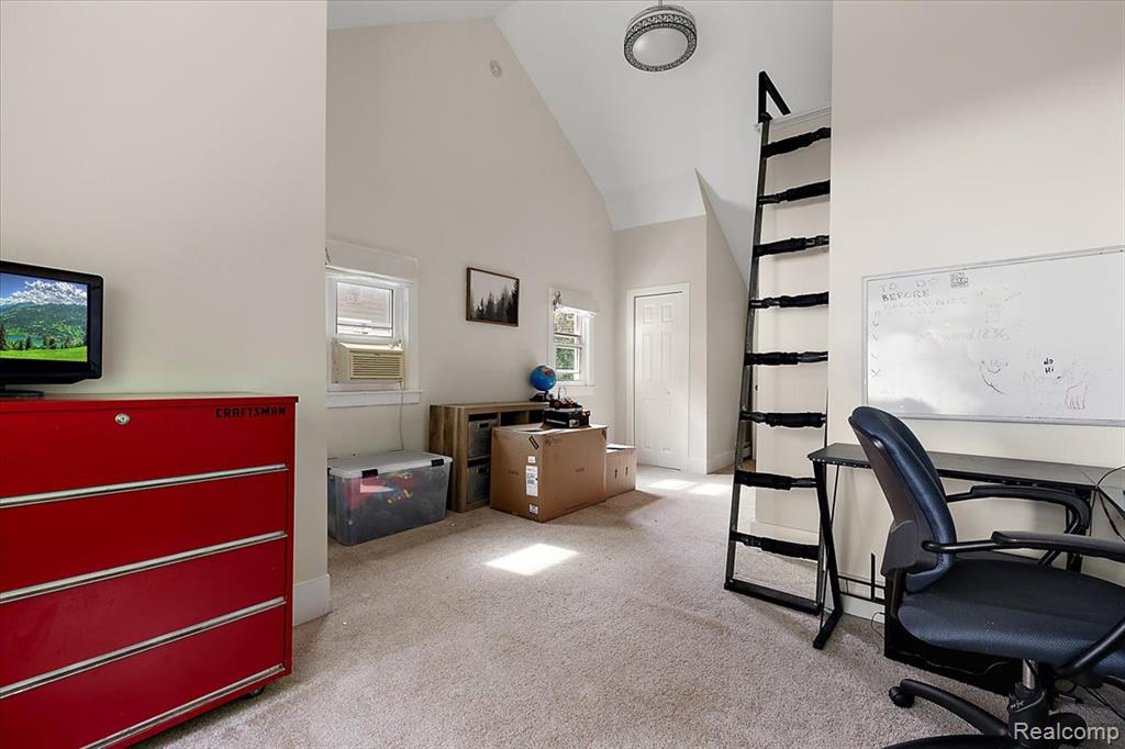 38292 Murdick Drive