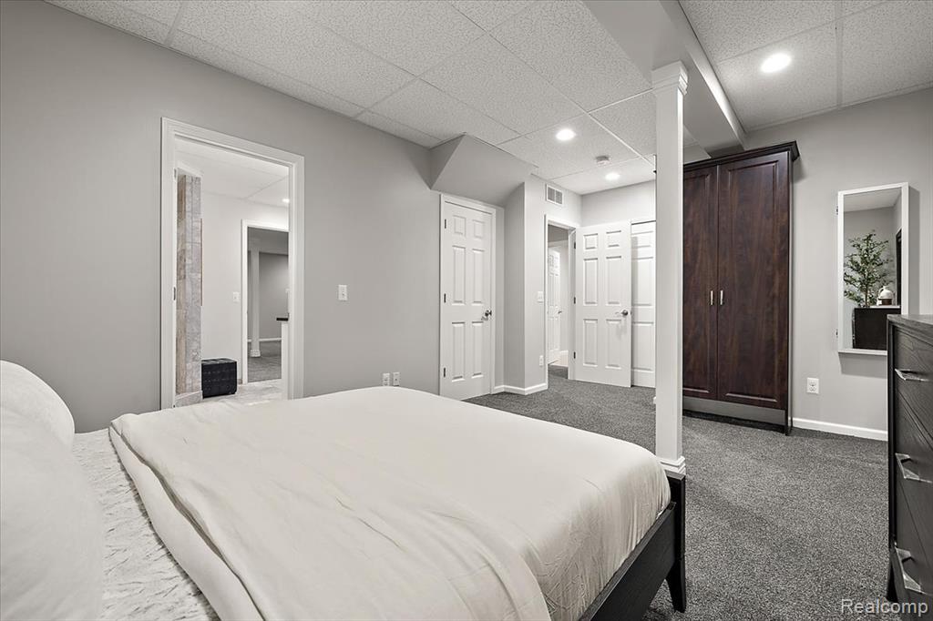 4404 Navin Field Lane